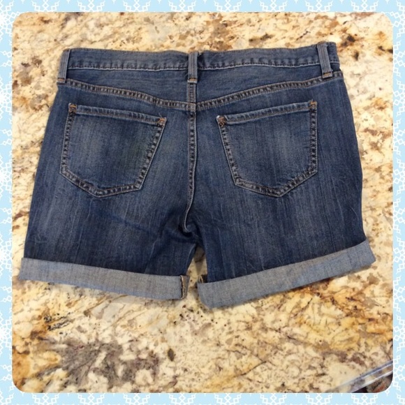 Chic denim button up Boyfriend Shorts - Picture 3 of 3